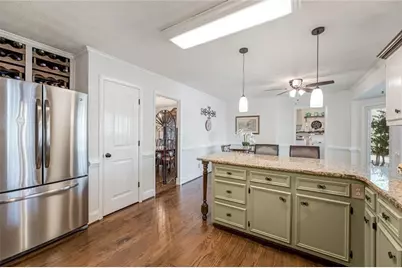 9635 Red Bird Lane, Johns Creek, GA 30022 - Photo 8