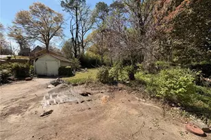 2519 Sylvan Rd, East Point, GA 30344 - Photo 24