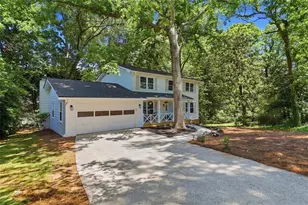 564 Deer Run SW, Lilburn, GA 30047 - Photo 2
