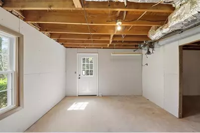 564 Deer Run SW, Lilburn, GA 30047 - Photo 36