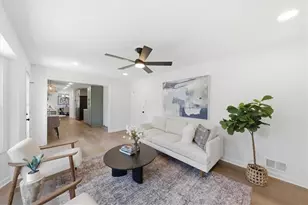 564 Deer Run SW, Lilburn, GA 30047 - Photo 6