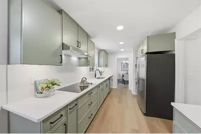 564 Deer Run SW, Lilburn, GA 30047 - Photo 8