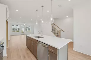 5410 Howington Ct, Buford, GA 30518 - Photo 2