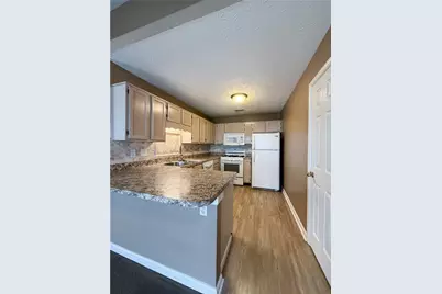 2711 Highland Ridge NW, Kennesaw, GA 30152 - Photo 6