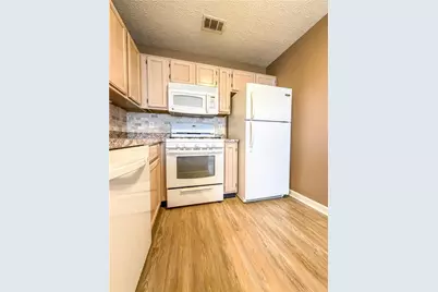 2711 Highland Ridge NW, Kennesaw, GA 30152 - Photo 8