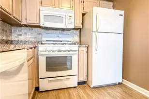 2711 Highland Ridge NW, Kennesaw, GA 30152 - Photo 8