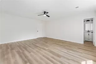9383 Woodknoll Way, Jonesboro, GA 30238 - Photo 22