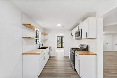 9383 Woodknoll Way, Jonesboro, GA 30238 - Photo 16