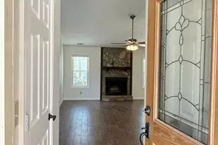 1907 Grant Ln, Woodstock, GA 30188 - Photo 2