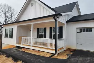 240 Grand Oak Ln, Dahlonega, GA 30533 - Photo 2