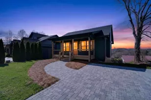 318 E 2nd St, Blue Ridge, GA 30513 - Photo 1