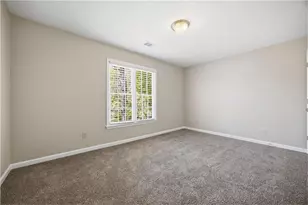 10560 Victory Gate Dr, Alpharetta, GA 30022 - Photo 14