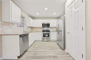 212 Knollside Ct, McDonough, GA 30252 - Photo 8