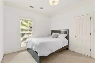 5452 Wentworth St, Sandy Springs, GA 30342 - Photo 20