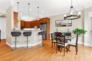 5452 Wentworth St, Sandy Springs, GA 30342 - Photo 8