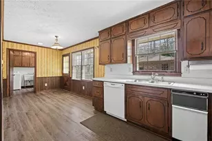 8918 Thornton Blvd, Jonesboro, GA 30236 - Photo 12