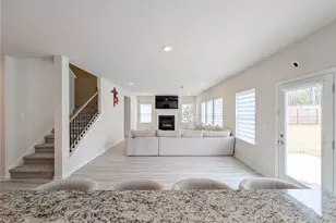 3774 Commodore Ct, Buford, GA 30519 - Photo 8