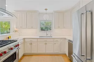 2011 Silvastone Dr NE, Atlanta, GA 30345 - Photo 10