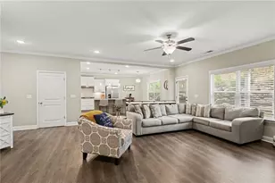 540 Glen Abbey Circle SE, Mableton, GA 30126 - Photo 8