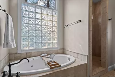 1215 Sheridan Road NE, Atlanta, GA 30324 - Photo 24