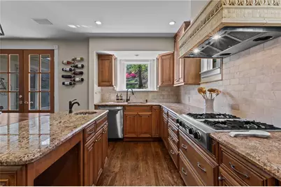 1215 Sheridan Road NE, Atlanta, GA 30324 - Photo 12