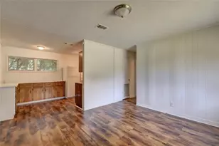 2423 Thrasher Ave, Macon, GA 31206 - Photo 2