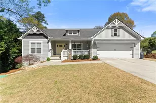 464 Holly Pl, Gainesville, GA 30501 - Photo 2