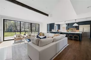 4562 Columns Dr SE, Marietta, GA 30067 - Photo 6