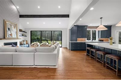 4562 Columns Drive SE, Marietta, GA 30067 - Photo 2