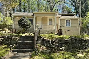 2344 SE Ripplewater Dr, Atlanta, GA 30316 - Photo 2