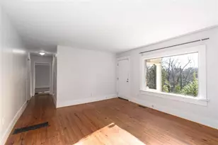 2344 SE Ripplewater Dr, Atlanta, GA 30316 - Photo 2