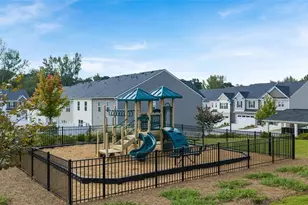 1400 Gray Br Dr, Lawrenceville, GA 30045 - Photo 20