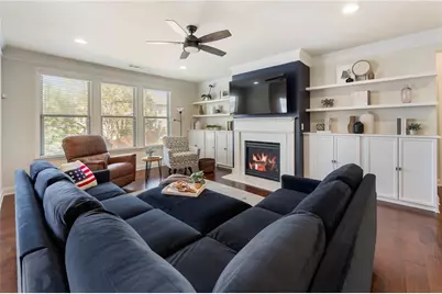 704 Hedge Brook Drive, Woodstock, GA 30188 - Photo 10