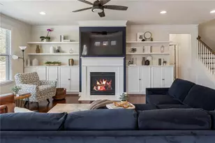 704 Hedge Brook Dr, Woodstock, GA 30188 - Photo 8