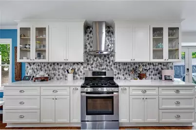 813 Lakeshore Drive, Berkeley Lake, GA 30096 - Photo 18