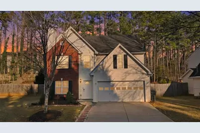 1811 Hayden Mill Court, Lawrenceville, GA 30043 - Photo 4