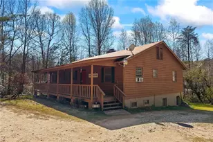 300 Small Pond Dr, Cleveland, GA 30528 - Photo 2