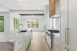 1203 Oglethorpe Ave NE, Atlanta, GA 30319 - Photo 16