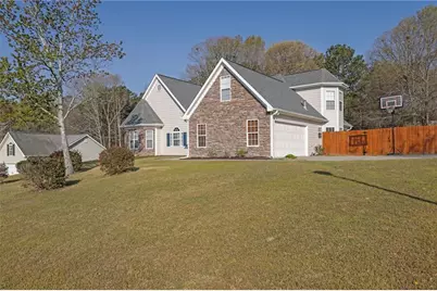 1496 Anita Bluff Circle, Lawrenceville, GA 30045 - Photo 4