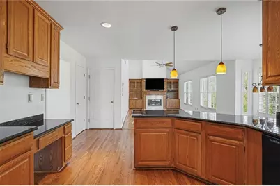 528 Fortune Ridge Road, Stone Mountain, GA 30087 - Photo 10