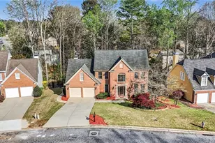 528 Fortune Ridge Rd, Stone Mountain, GA 30087 - Photo 4