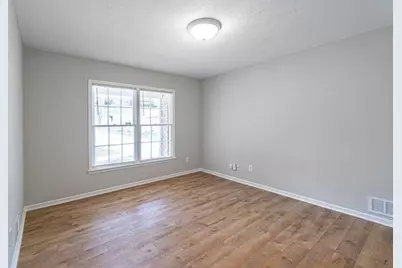 790 Anna Court, Lawrenceville, GA 30044 - Photo 4