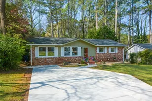 2899 Fantasy Ln, Decatur, GA 30033 - Photo 2