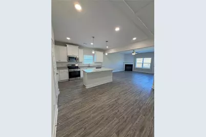 11205 Cornerstone Way, Hampton, GA 30228 - Photo 4