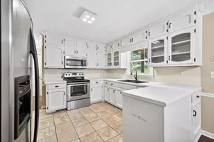 262 Harmony Grove Rd, Lilburn, GA 30047 - Photo 10