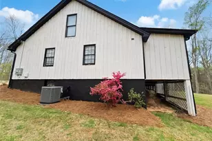 2725 Glendale Dr NE, Conyers, GA 30013 - Photo 18