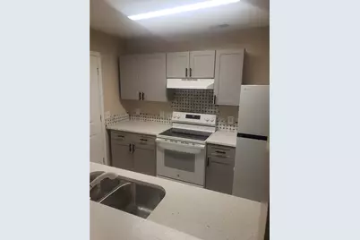 7101 Fairington Ridge Circle, Lithonia, GA 30038 - Photo 2