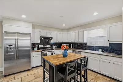 811 E Ponce De Leon Avenue, Decatur, GA 30030 - Photo 8