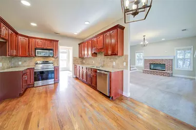 2119 Imperial Drive, Gainesville, GA 30501 - Photo 14