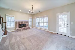 2119 Imperial Dr, Gainesville, GA 30501 - Photo 18